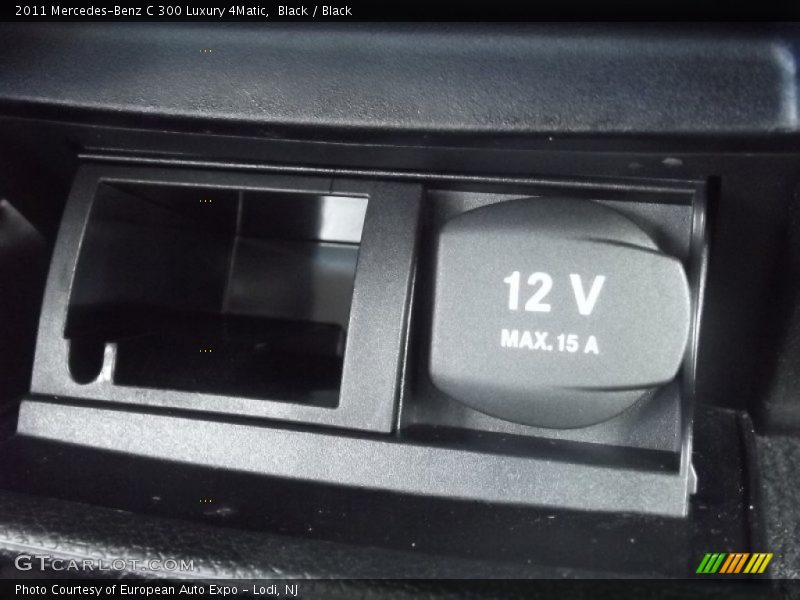 Black / Black 2011 Mercedes-Benz C 300 Luxury 4Matic