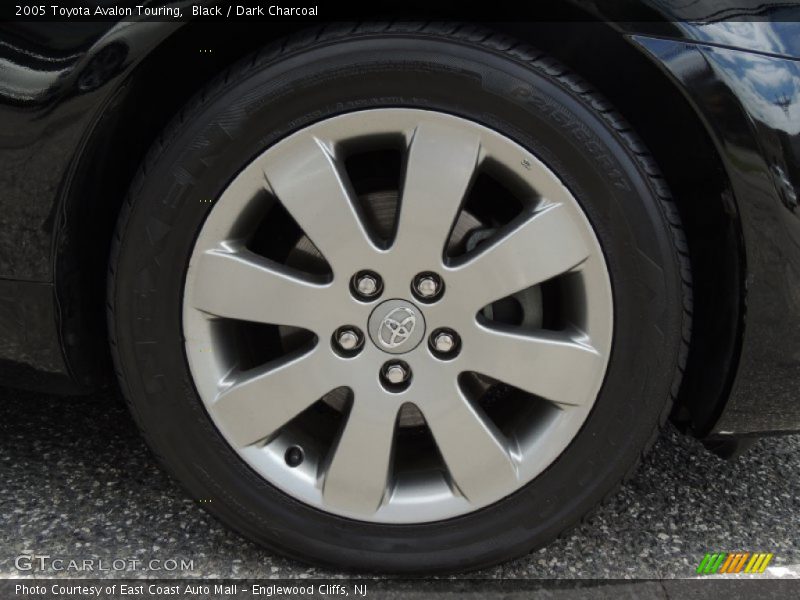 Black / Dark Charcoal 2005 Toyota Avalon Touring