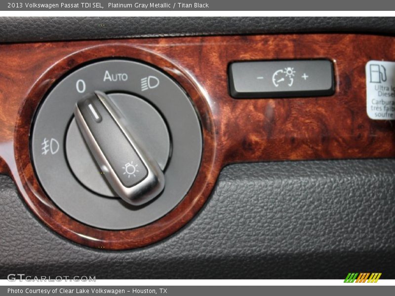 Platinum Gray Metallic / Titan Black 2013 Volkswagen Passat TDI SEL