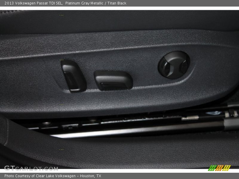 Platinum Gray Metallic / Titan Black 2013 Volkswagen Passat TDI SEL