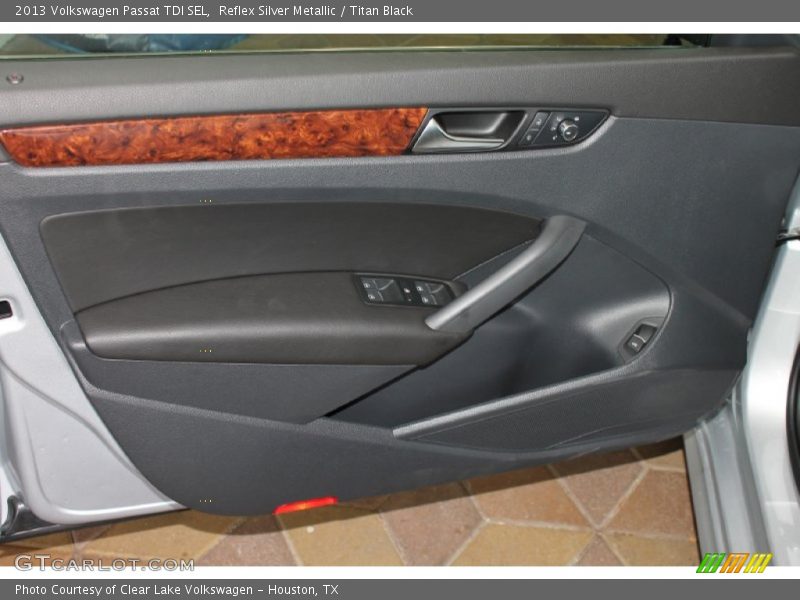 Reflex Silver Metallic / Titan Black 2013 Volkswagen Passat TDI SEL