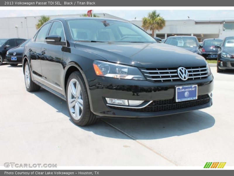 Black / Titan Black 2013 Volkswagen Passat TDI SEL