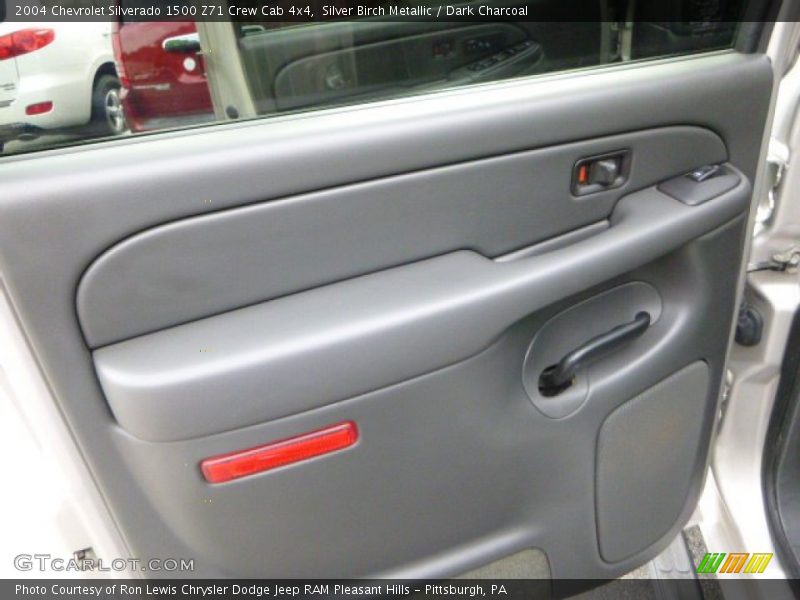 Silver Birch Metallic / Dark Charcoal 2004 Chevrolet Silverado 1500 Z71 Crew Cab 4x4