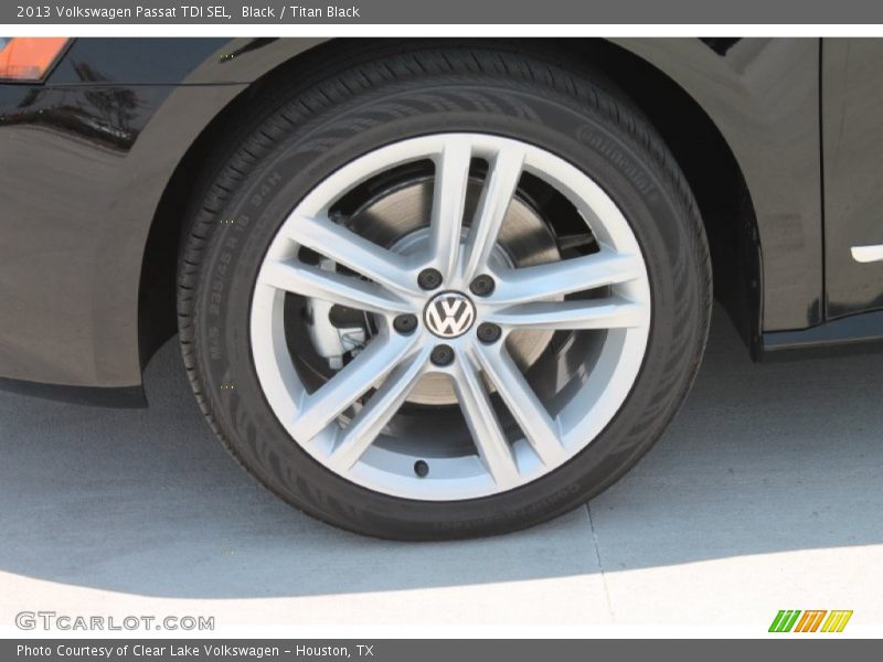 Black / Titan Black 2013 Volkswagen Passat TDI SEL