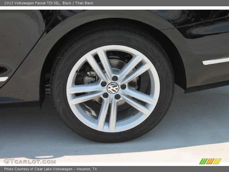 Black / Titan Black 2013 Volkswagen Passat TDI SEL