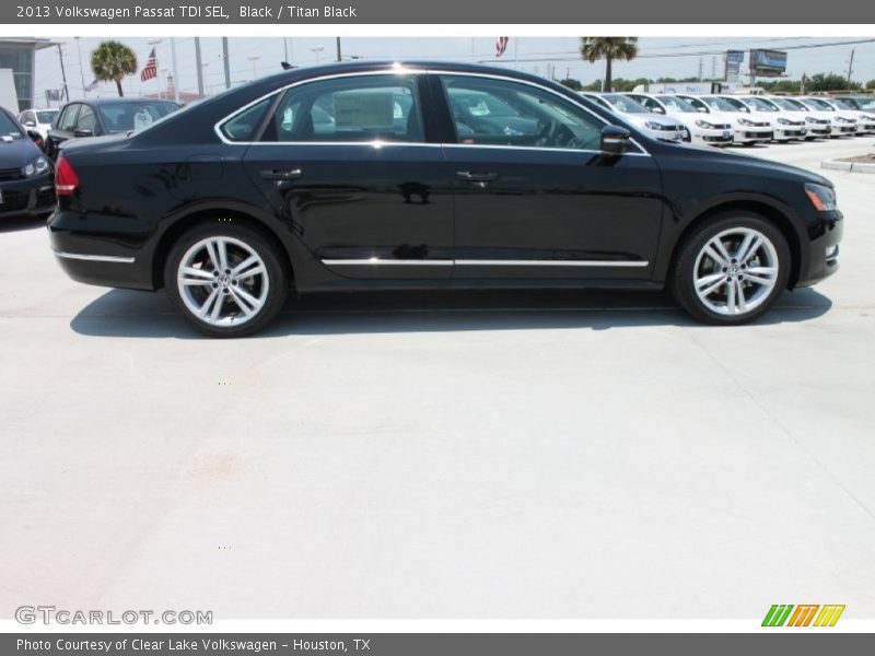 Black / Titan Black 2013 Volkswagen Passat TDI SEL