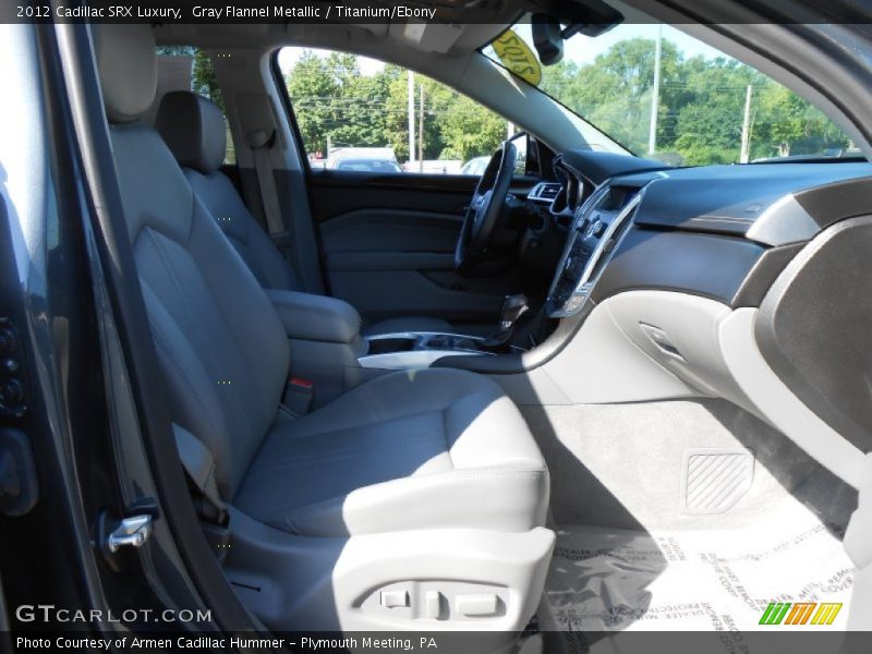 Gray Flannel Metallic / Titanium/Ebony 2012 Cadillac SRX Luxury