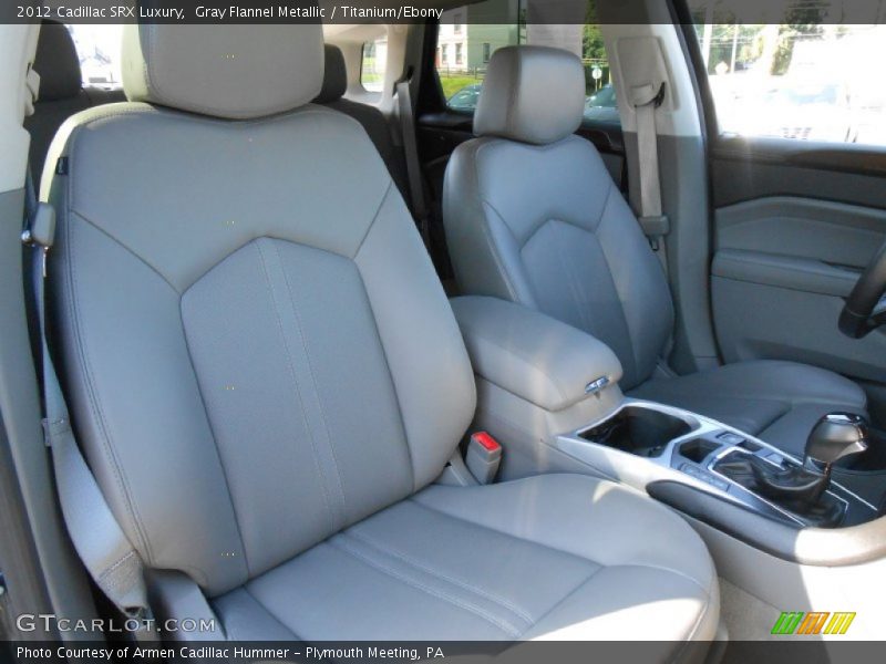 Gray Flannel Metallic / Titanium/Ebony 2012 Cadillac SRX Luxury
