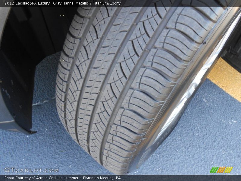 Gray Flannel Metallic / Titanium/Ebony 2012 Cadillac SRX Luxury
