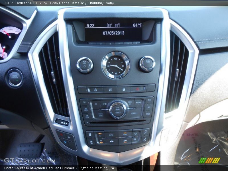 Gray Flannel Metallic / Titanium/Ebony 2012 Cadillac SRX Luxury
