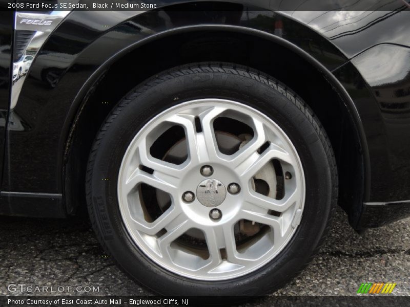 Black / Medium Stone 2008 Ford Focus SE Sedan