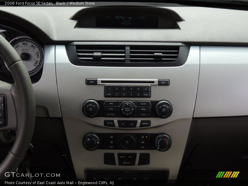 Black / Medium Stone 2008 Ford Focus SE Sedan