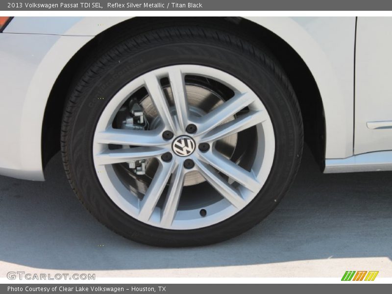 Reflex Silver Metallic / Titan Black 2013 Volkswagen Passat TDI SEL