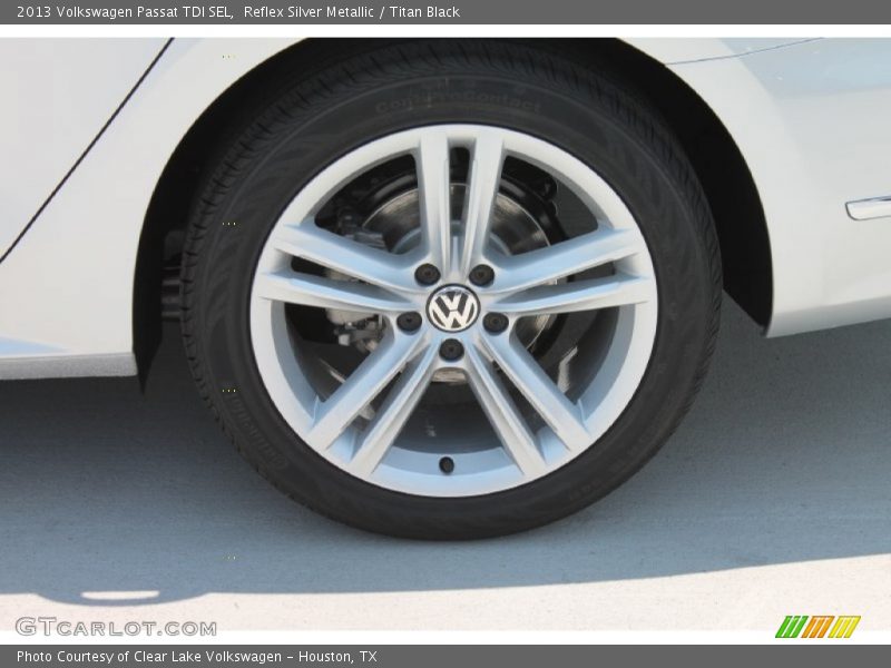 Reflex Silver Metallic / Titan Black 2013 Volkswagen Passat TDI SEL