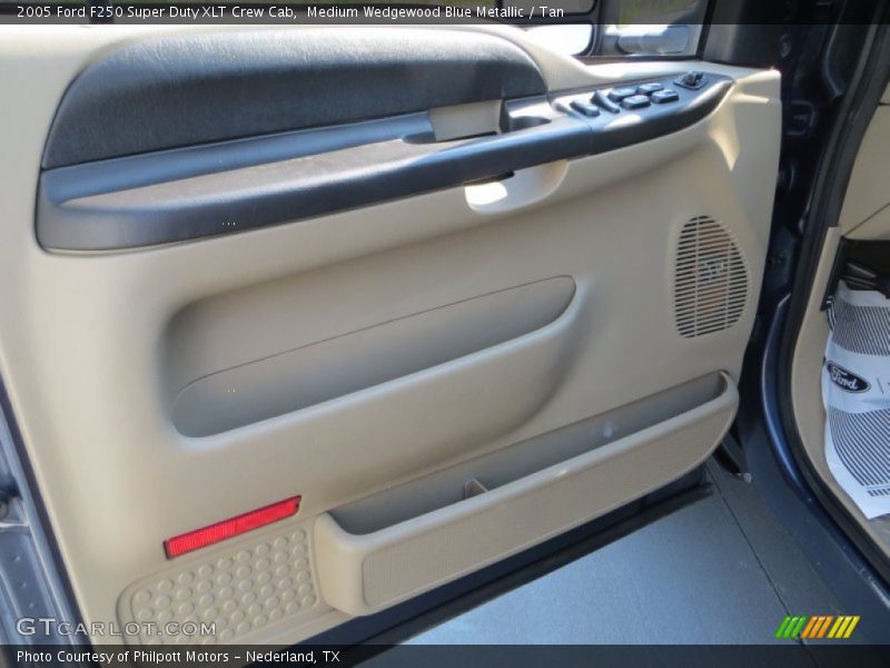 Medium Wedgewood Blue Metallic / Tan 2005 Ford F250 Super Duty XLT Crew Cab