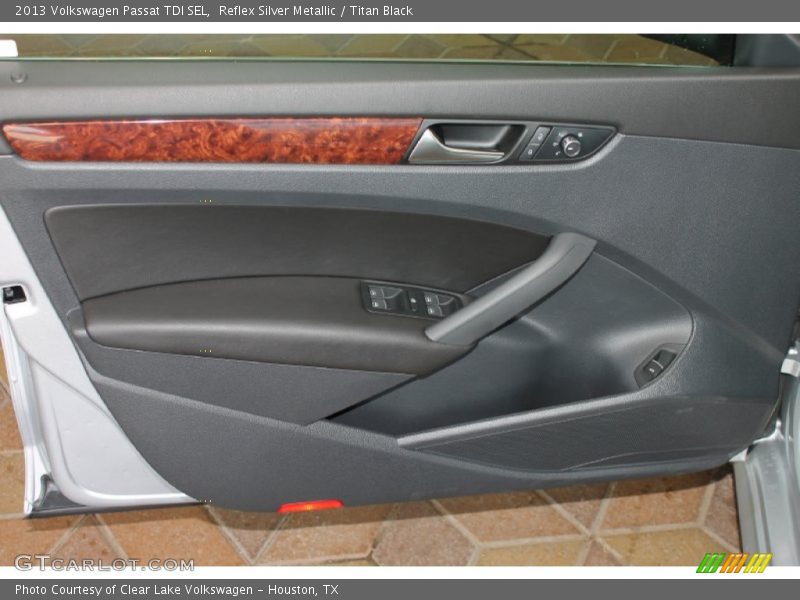 Reflex Silver Metallic / Titan Black 2013 Volkswagen Passat TDI SEL