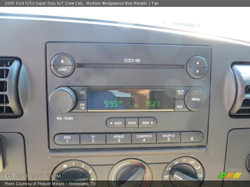 Medium Wedgewood Blue Metallic / Tan 2005 Ford F250 Super Duty XLT Crew Cab