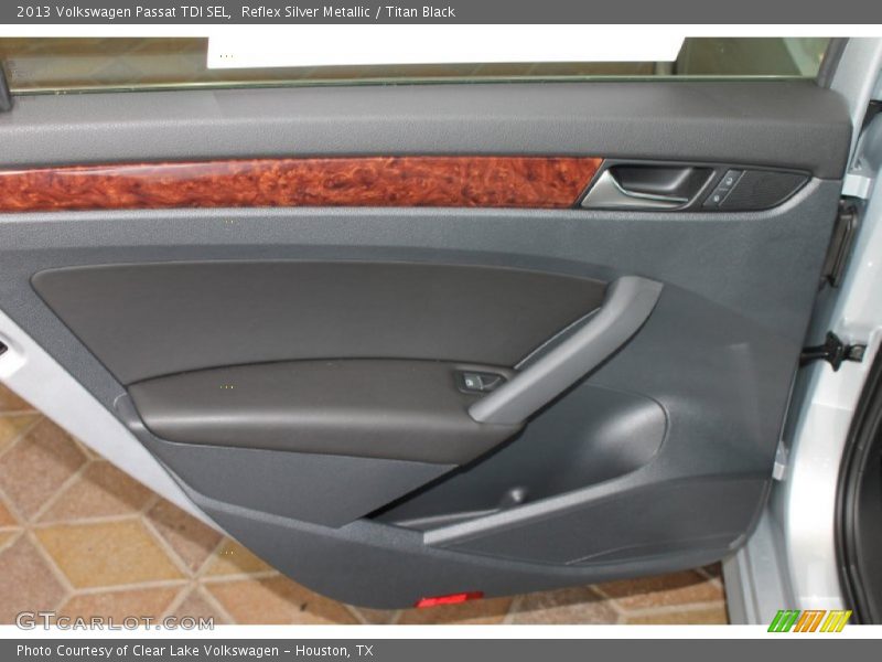 Reflex Silver Metallic / Titan Black 2013 Volkswagen Passat TDI SEL