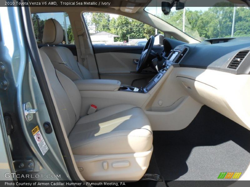 Tropical Sea Metallic / Ivory 2010 Toyota Venza V6 AWD