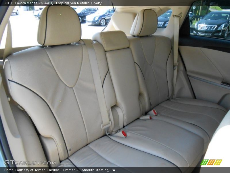 Tropical Sea Metallic / Ivory 2010 Toyota Venza V6 AWD
