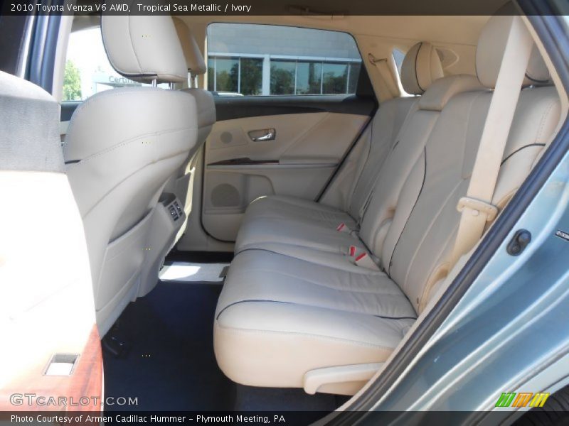 Tropical Sea Metallic / Ivory 2010 Toyota Venza V6 AWD