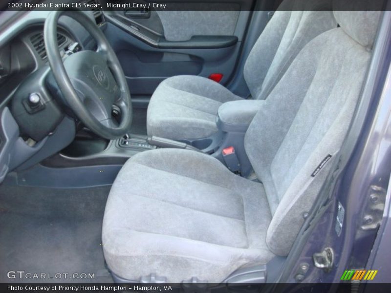 Midnight Gray / Gray 2002 Hyundai Elantra GLS Sedan