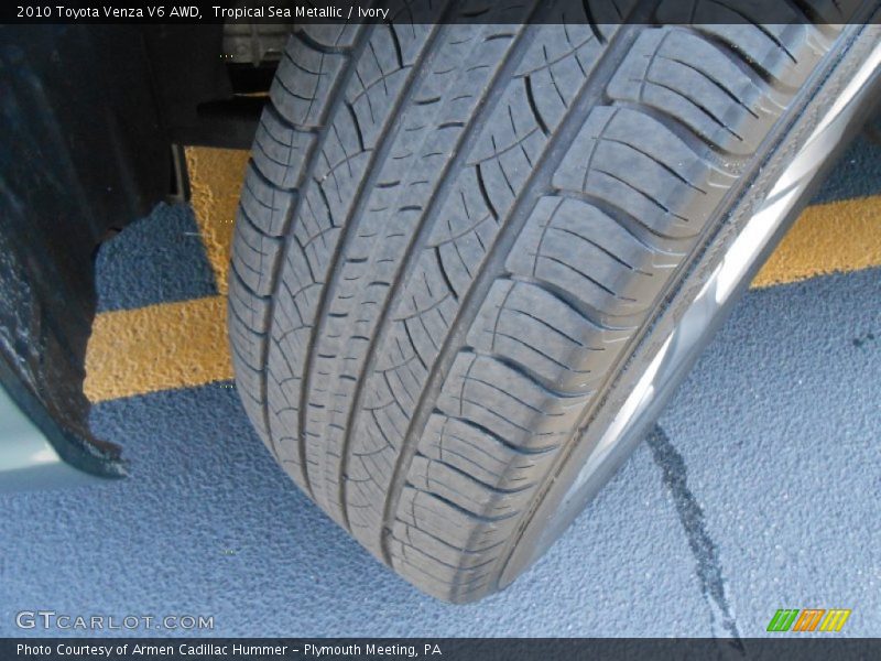 Tropical Sea Metallic / Ivory 2010 Toyota Venza V6 AWD