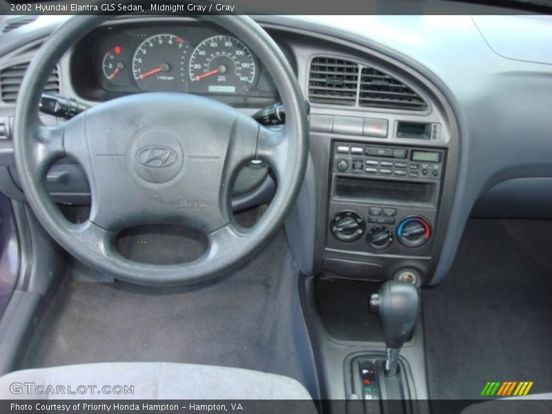 Midnight Gray / Gray 2002 Hyundai Elantra GLS Sedan