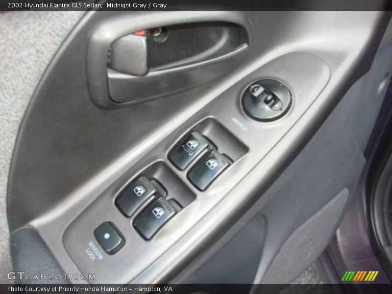 Midnight Gray / Gray 2002 Hyundai Elantra GLS Sedan