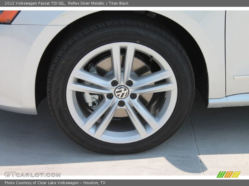 Reflex Silver Metallic / Titan Black 2013 Volkswagen Passat TDI SEL