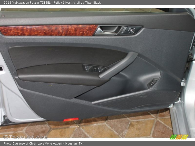 Reflex Silver Metallic / Titan Black 2013 Volkswagen Passat TDI SEL