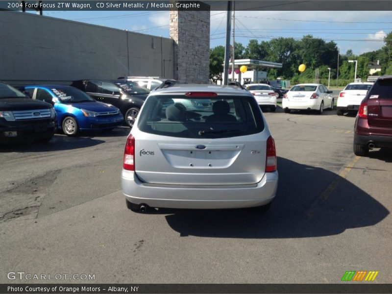 CD Silver Metallic / Medium Graphite 2004 Ford Focus ZTW Wagon