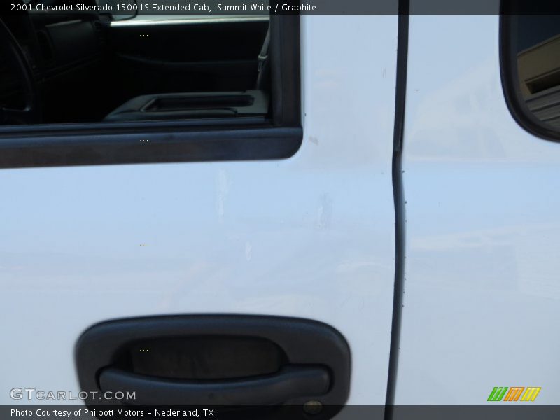 Summit White / Graphite 2001 Chevrolet Silverado 1500 LS Extended Cab