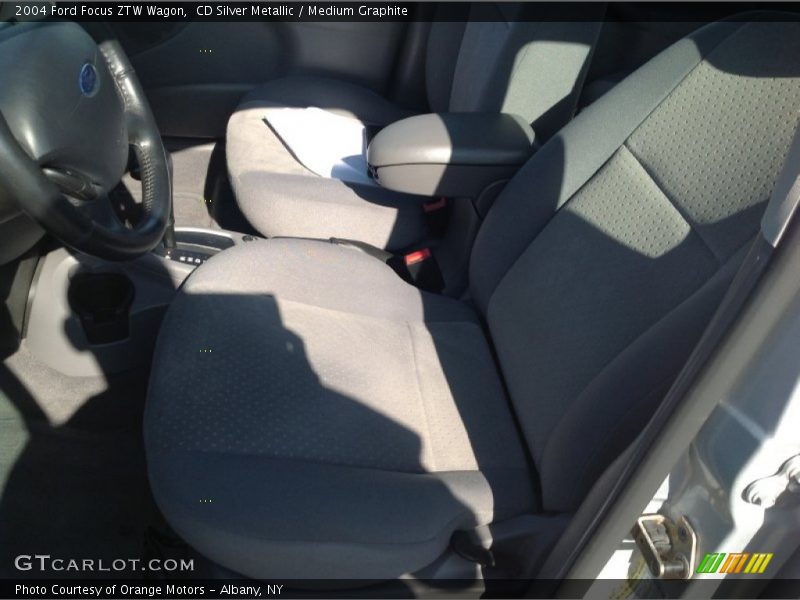 CD Silver Metallic / Medium Graphite 2004 Ford Focus ZTW Wagon