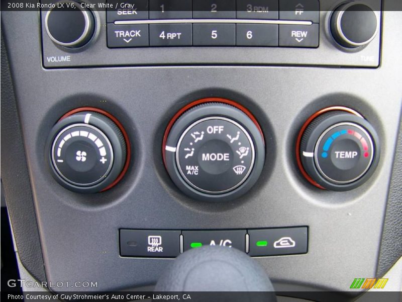 Clear White / Gray 2008 Kia Rondo LX V6