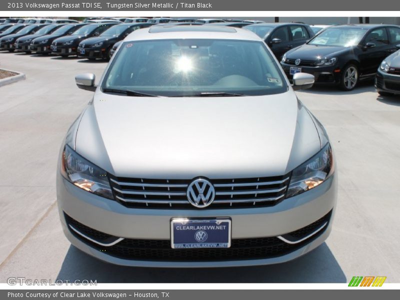 Tungsten Silver Metallic / Titan Black 2013 Volkswagen Passat TDI SE
