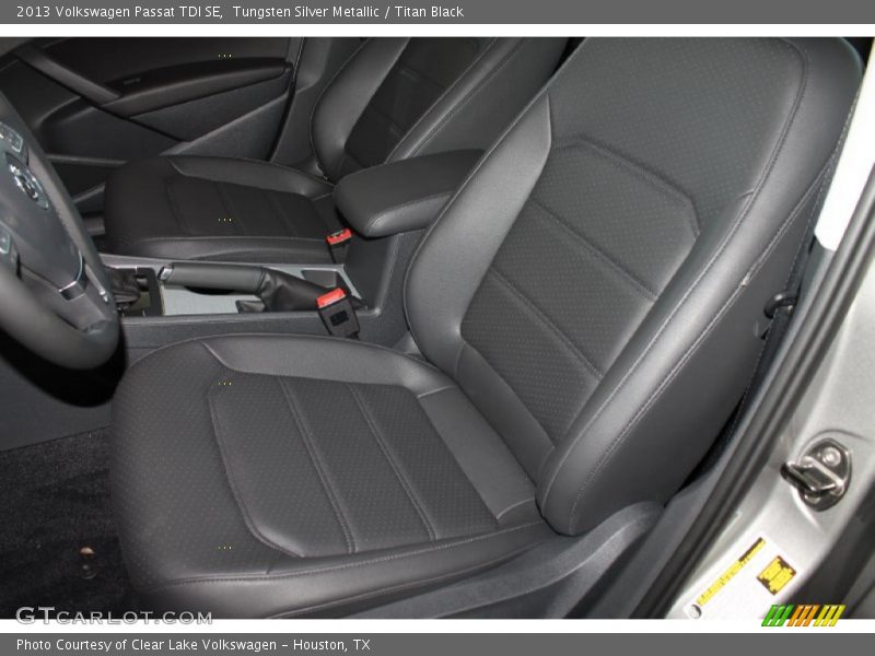 Tungsten Silver Metallic / Titan Black 2013 Volkswagen Passat TDI SE