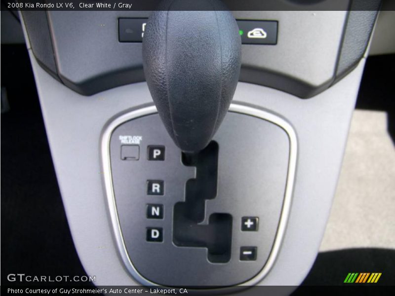 Clear White / Gray 2008 Kia Rondo LX V6