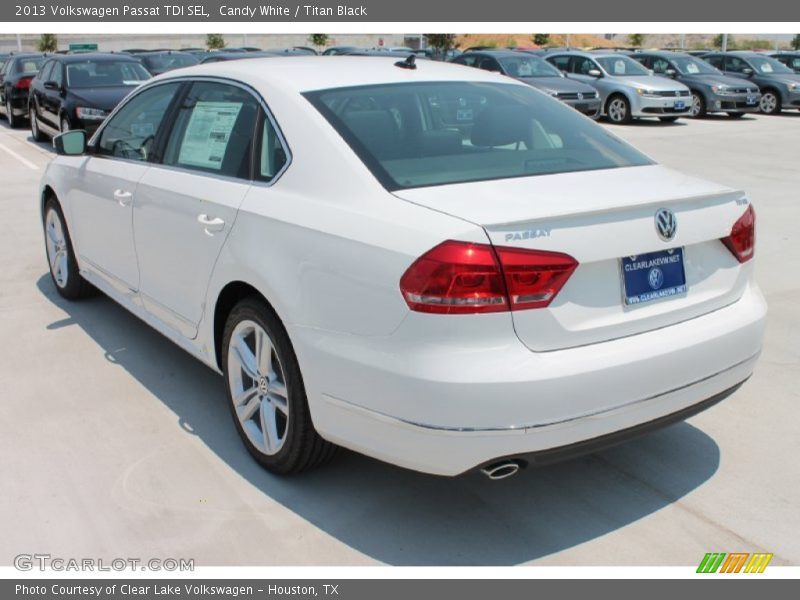 Candy White / Titan Black 2013 Volkswagen Passat TDI SEL