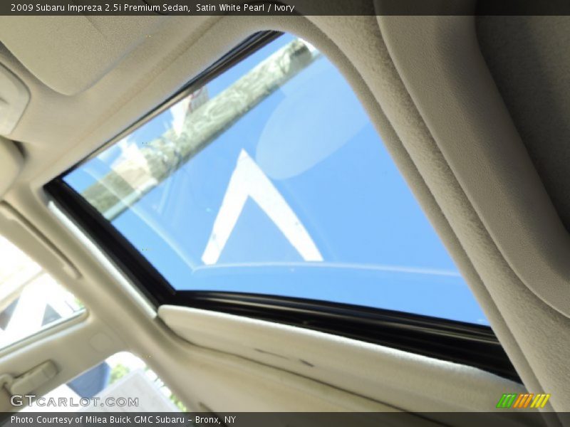 Satin White Pearl / Ivory 2009 Subaru Impreza 2.5i Premium Sedan