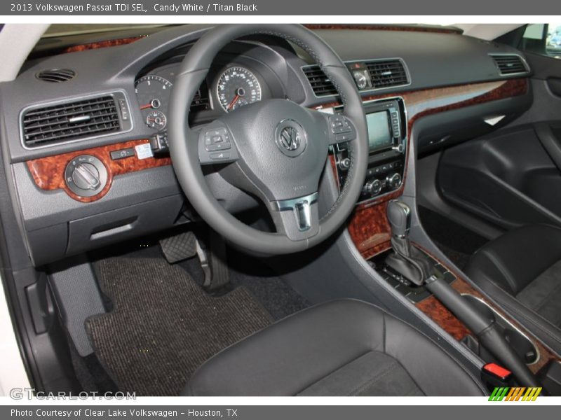 Candy White / Titan Black 2013 Volkswagen Passat TDI SEL