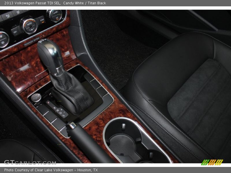Candy White / Titan Black 2013 Volkswagen Passat TDI SEL
