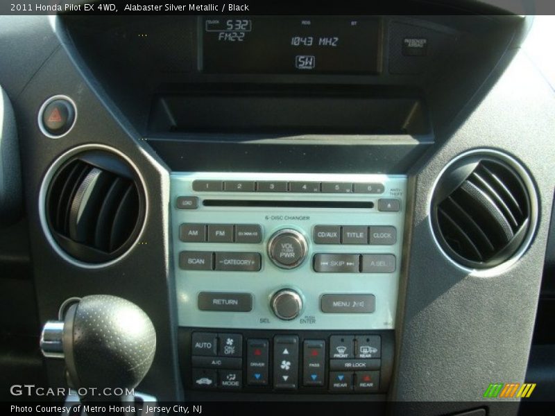 Alabaster Silver Metallic / Black 2011 Honda Pilot EX 4WD
