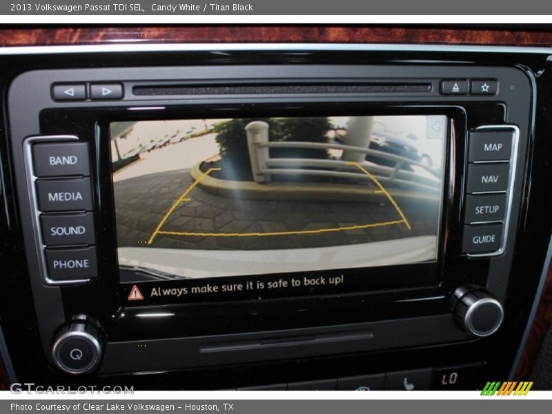 Candy White / Titan Black 2013 Volkswagen Passat TDI SEL