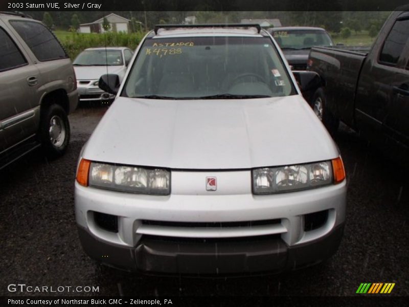 Silver / Gray 2003 Saturn VUE