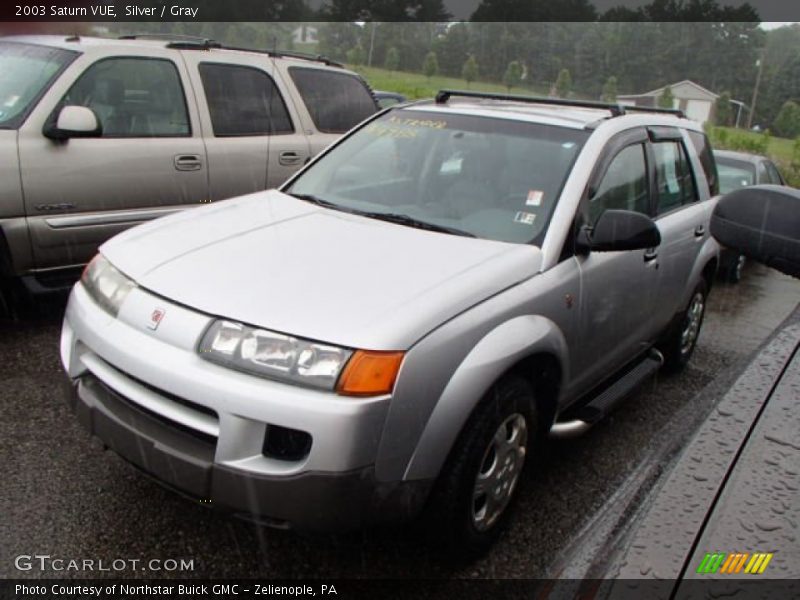 Silver / Gray 2003 Saturn VUE