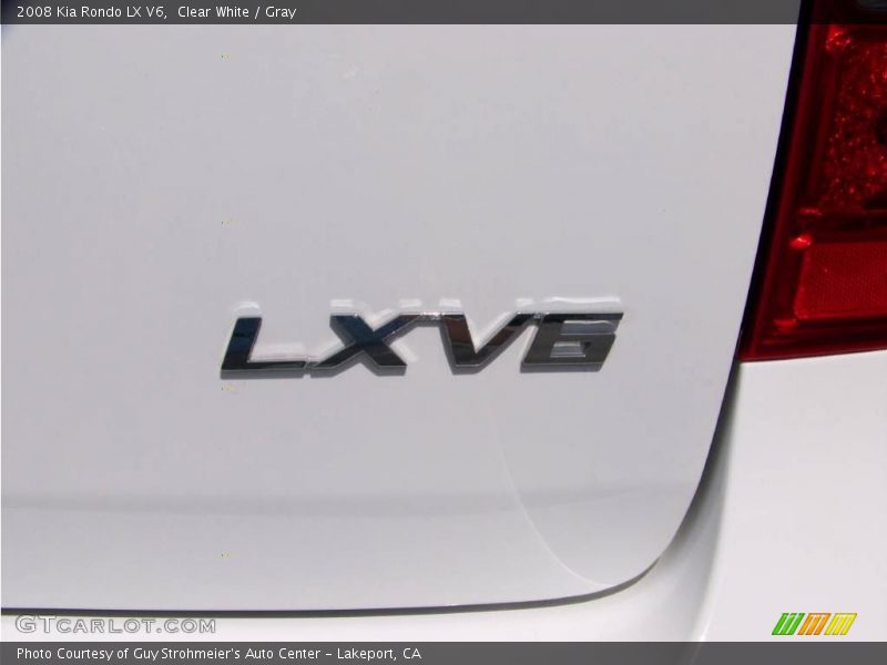 Clear White / Gray 2008 Kia Rondo LX V6