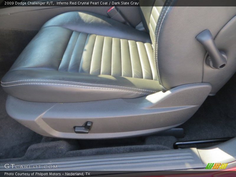 Inferno Red Crystal Pearl Coat / Dark Slate Gray 2009 Dodge Challenger R/T