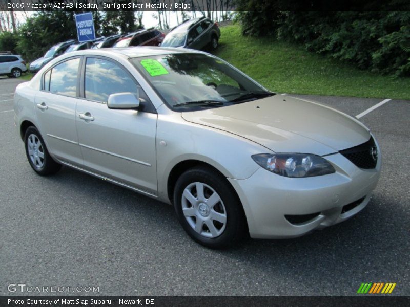 Front 3/4 View of 2006 MAZDA3 i Sedan