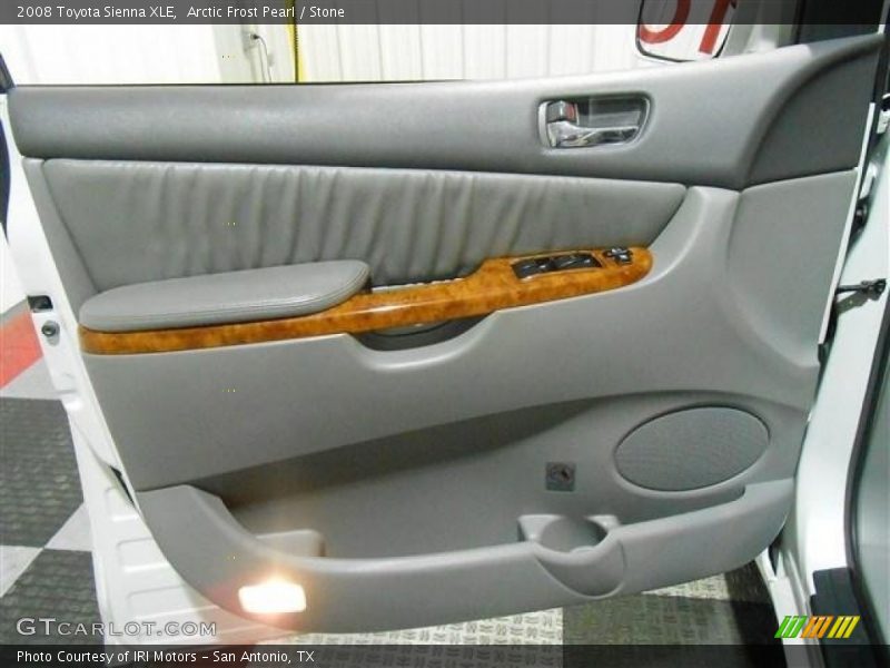 Arctic Frost Pearl / Stone 2008 Toyota Sienna XLE
